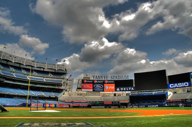 Yankee_Stadium,_Jul_2009_-_16