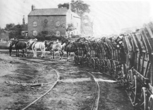 2 - "Little Eaton" gangway", la prima ferrovia a cavalli risalente al 1795.