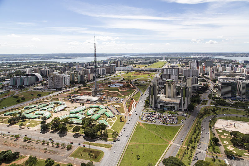 Brasilia aerea eixo monumental