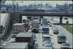 Il traffico sulla Expressway a Chicago nel 1973.