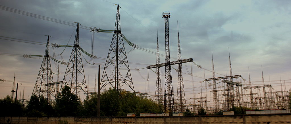 chernobil-pylons