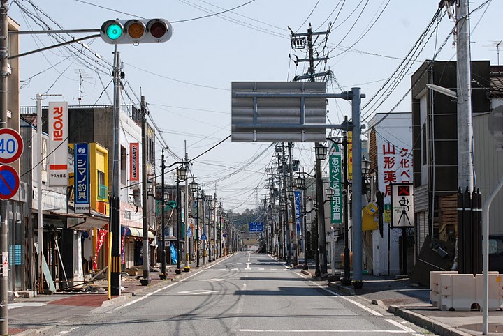 La città di Namie evacuata dopo l'incidente di Fukushima (2011)