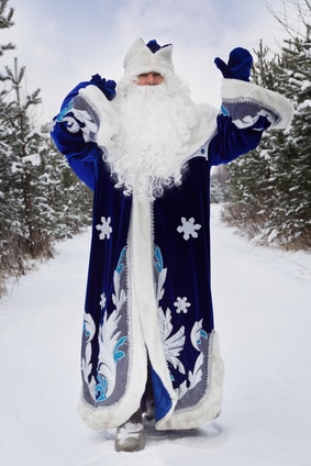 Nonno Gelo nell'abito tradizionale.
