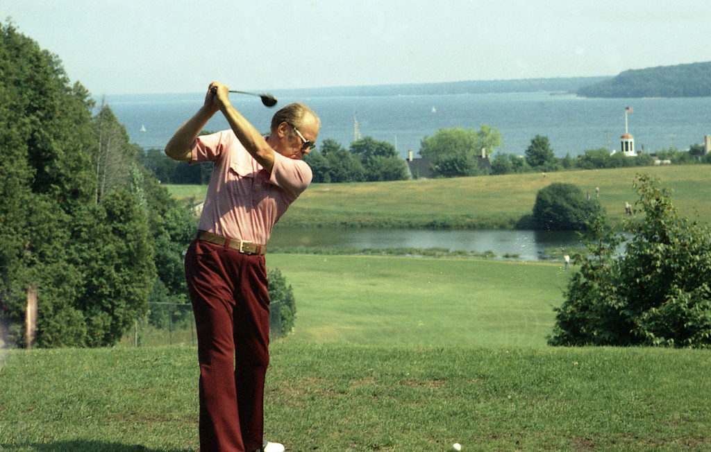 Il presidente durante una partita di golf, 1975