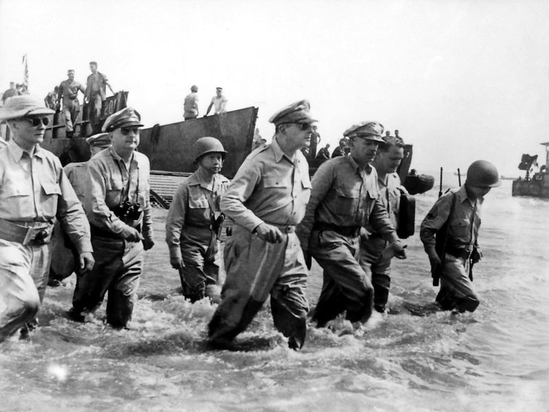 sbarco di MacArthur a Leyte