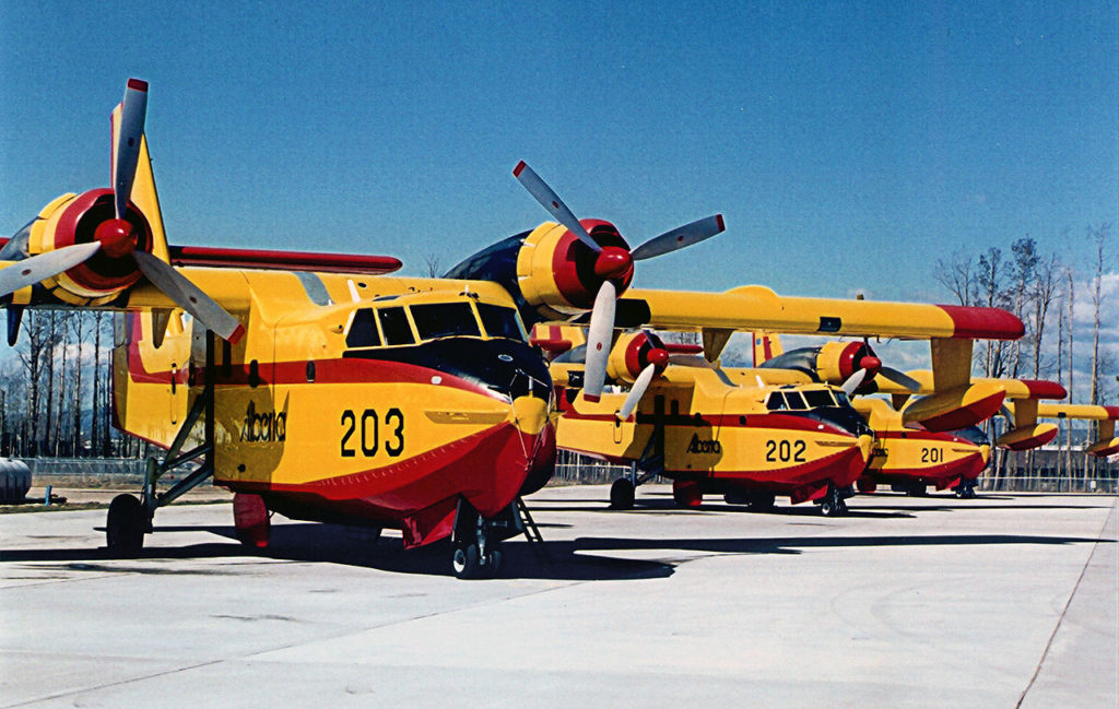 Canadair CL125