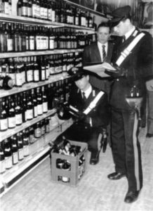 controlli carabinieri vino al metanolo, 1968