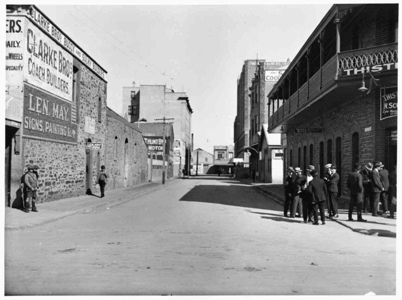 Adelaide, 1923: dopo la chiusura dei bar.