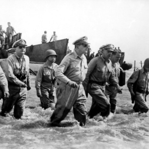 MacArthur sbarca a Palo, ottobre 1944